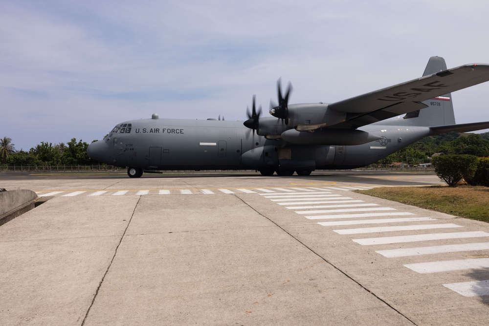 U.S. service members land at Basco airport