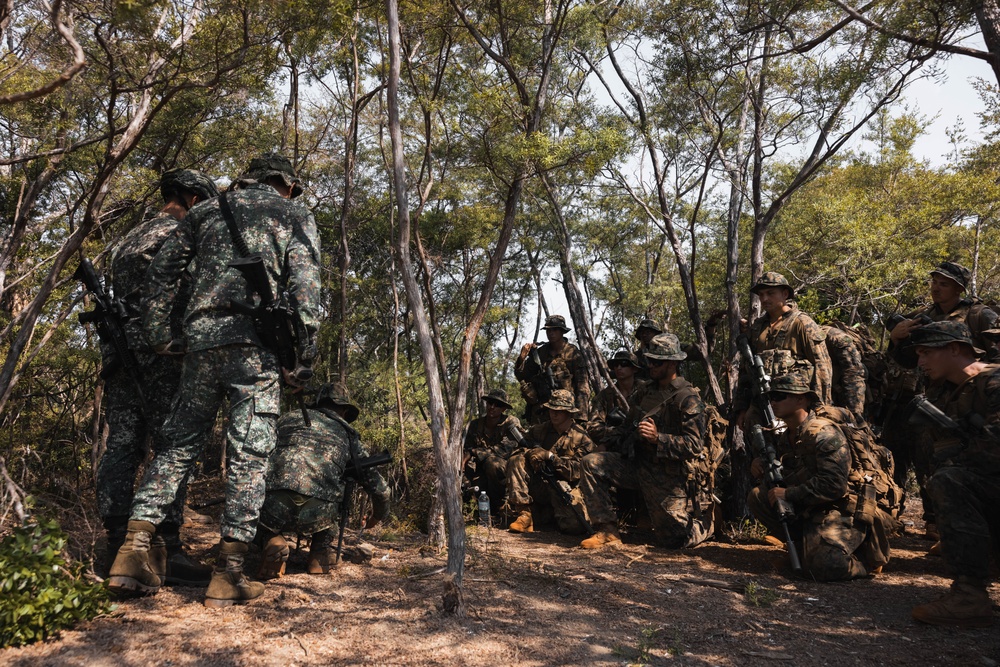 Balikatan 24: 3rd LCT attends bilateral jungle survival class with PMC