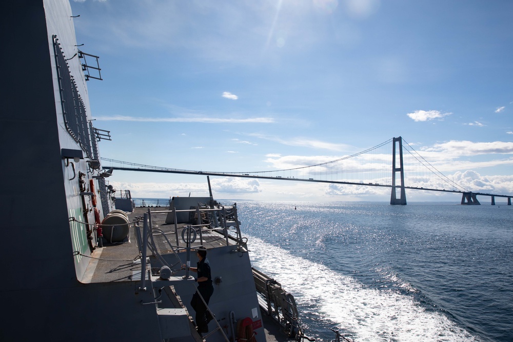 USS Paul Ignatius (DDG 117) Passes Through the Skagerrak Strait