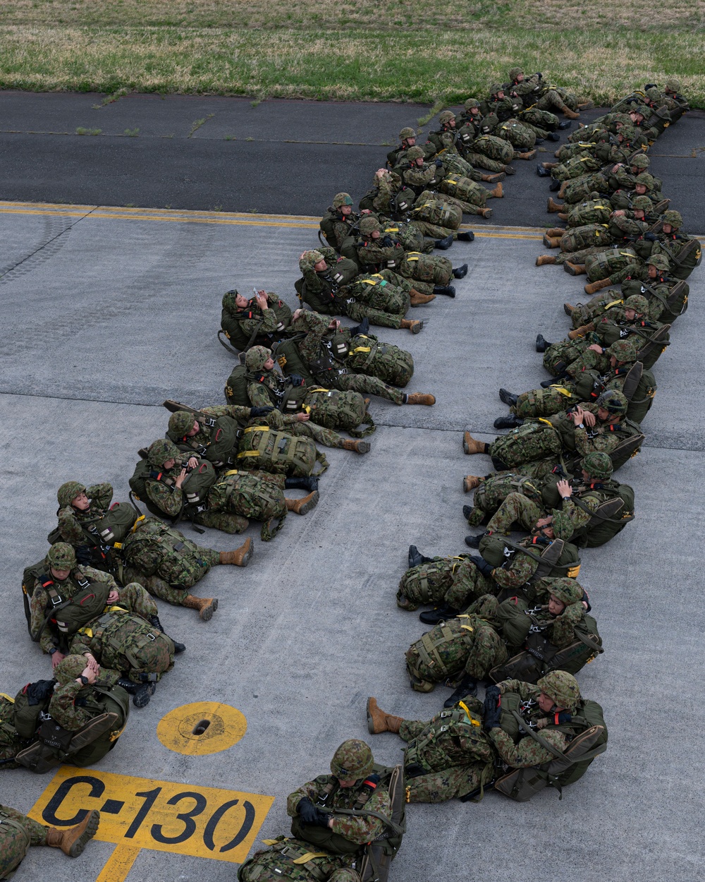 36th AS, JGSDF gear up for airdrop training