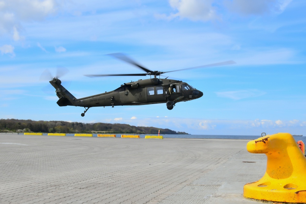 Kalundborg port operation for DEFENDER 24