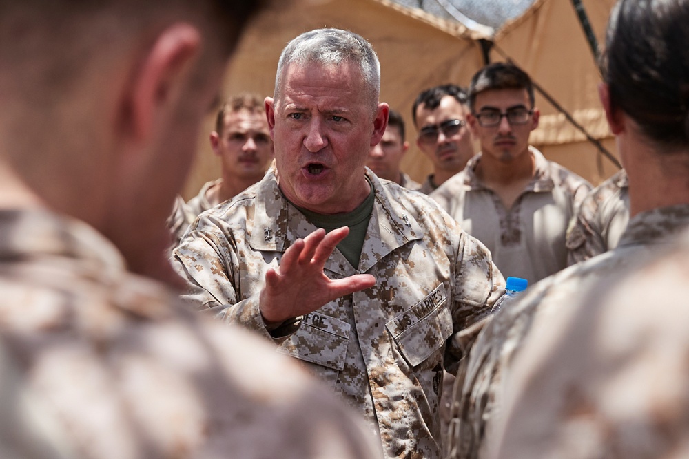 Maj. Gen. Sofge visits MACS-2 Bravo Company