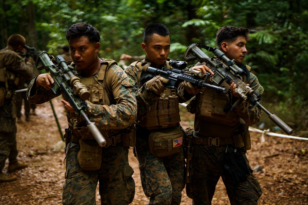 Balikatan 24: 3rd LCT conducts urban operations training with Philippine Marines