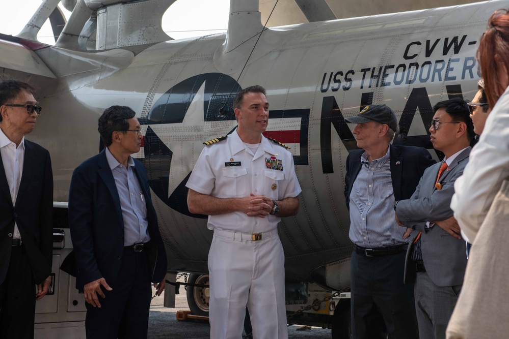 Thai Distinguished Visitors Tour Theodore Roosevelt