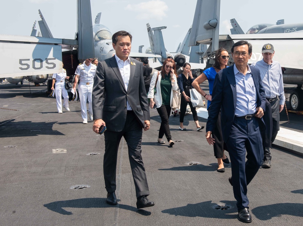 Thai Distinguished Visitors Tour Theodore Roosevelt