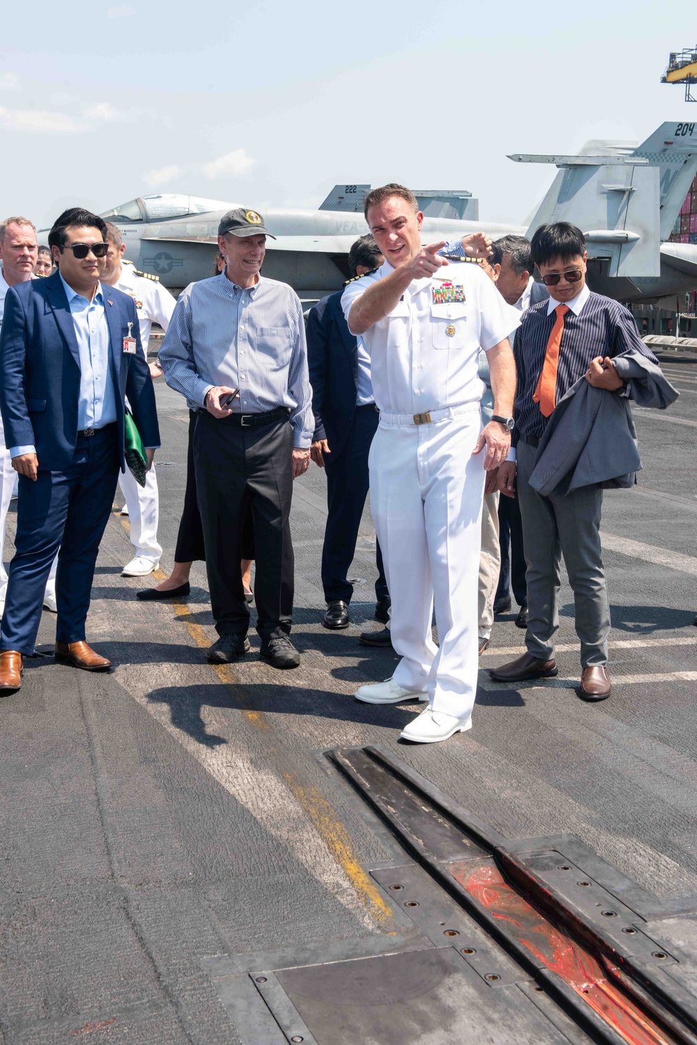 Thai Distinguished Visitors Tour Theodore Roosevelt