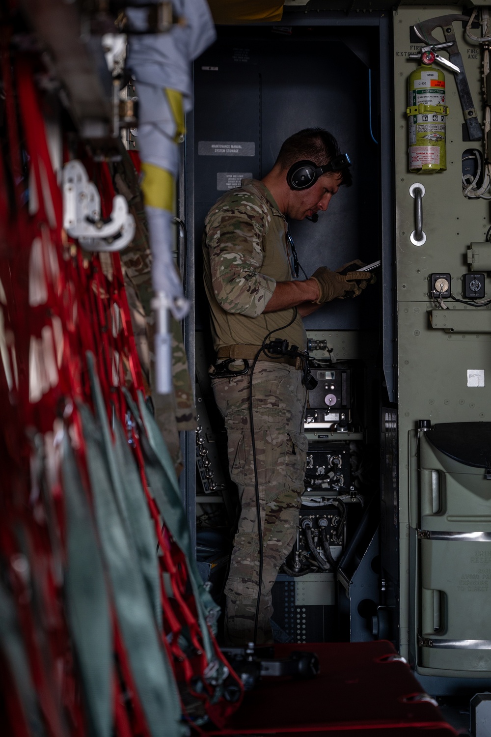 39th Rescue Squadron executes nighttime combat search and rescue training