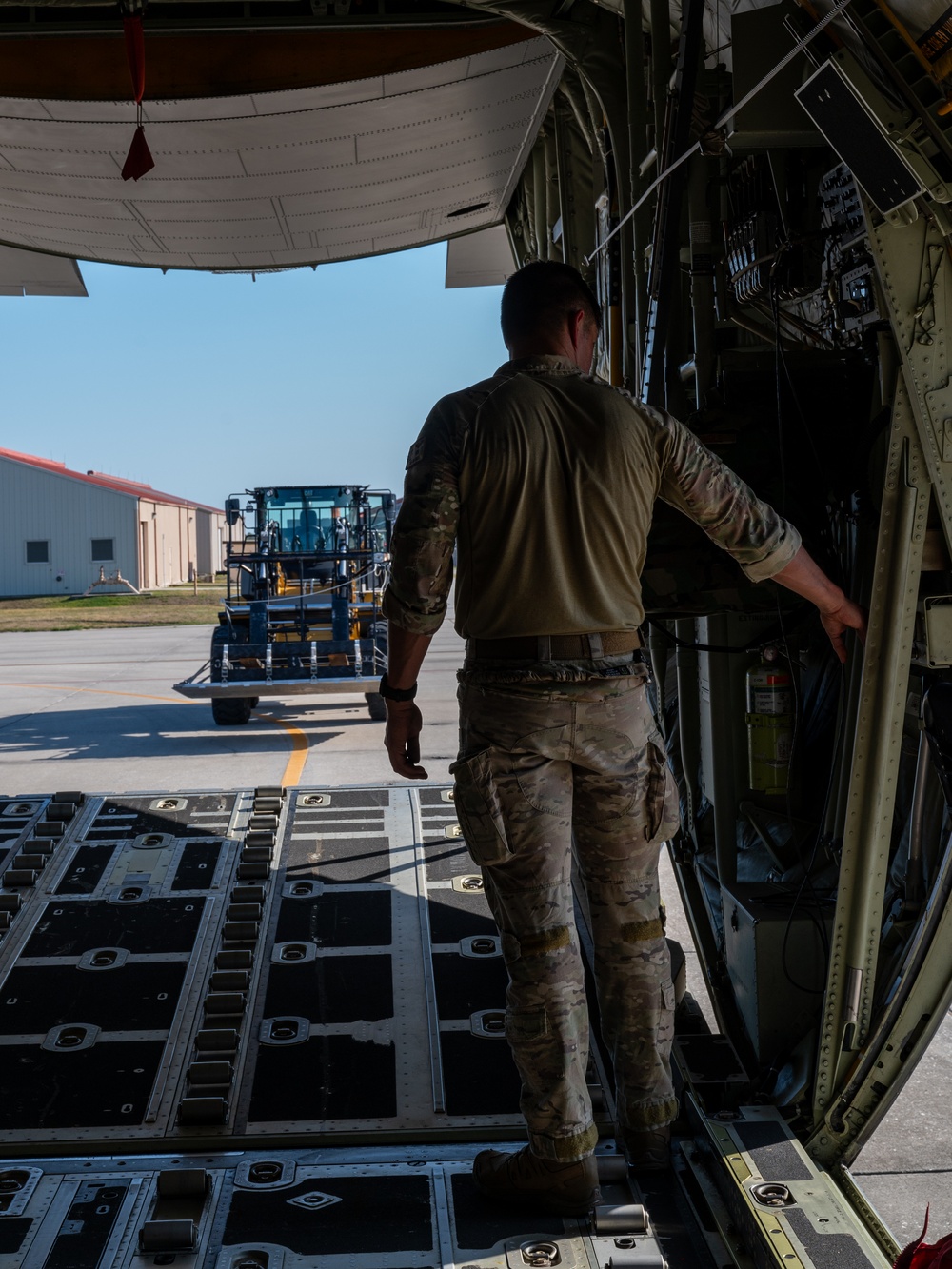 39th Rescue Squadron executes nighttime combat search and rescue training