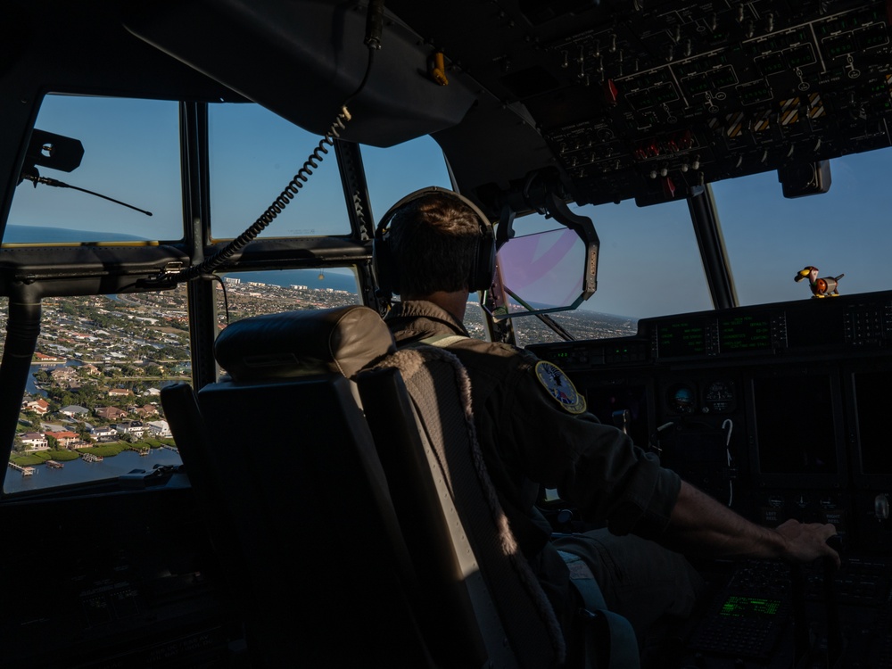 39th Rescue Squadron executes nighttime combat search and rescue training