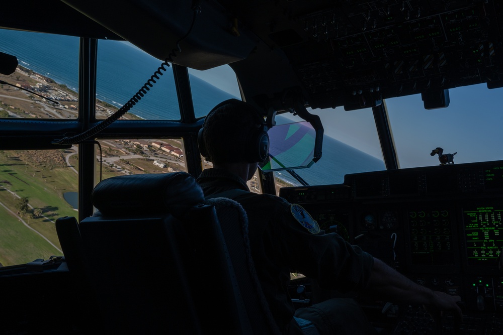 39th Rescue Squadron executes nighttime combat search and rescue training