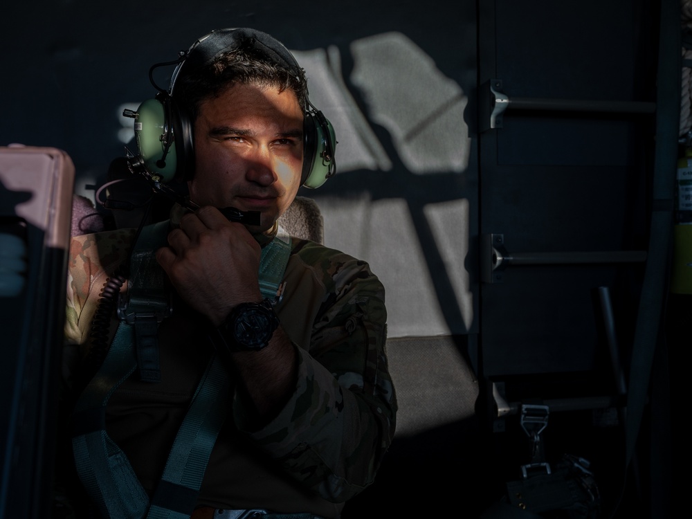 39th Rescue Squadron executes nighttime combat search and rescue training