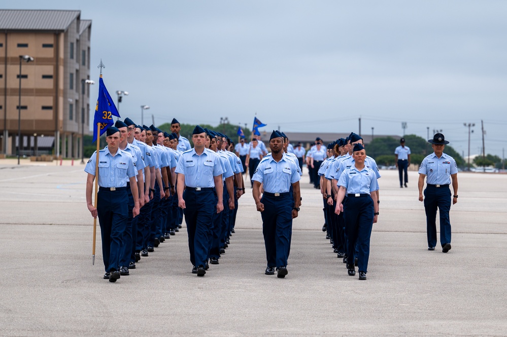 DVIDS - Images - USAF and USSF BMT Coin Ceremony, Graduation -- 24-25 ...