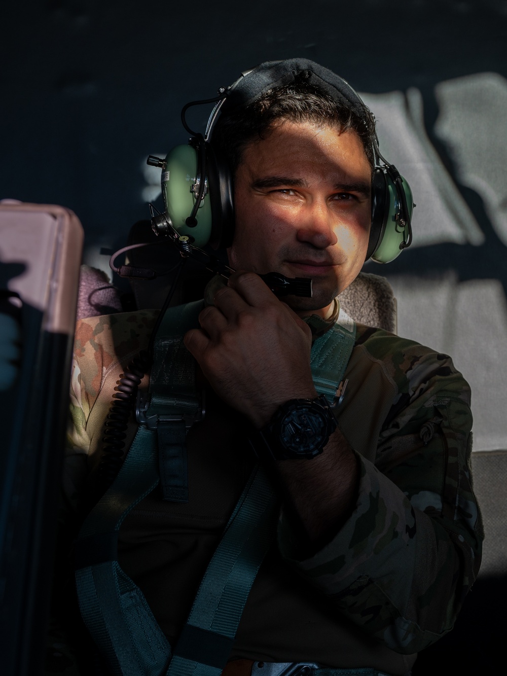 39th Rescue Squadron executes nighttime combat search and rescue training