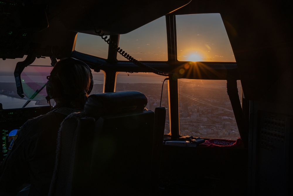 39th Rescue Squadron executes nighttime combat search and rescue training