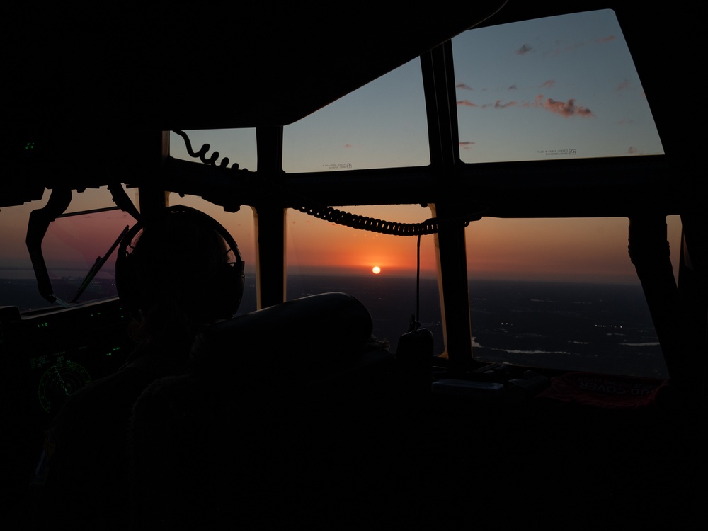 39th Rescue Squadron executes nighttime combat search and rescue training