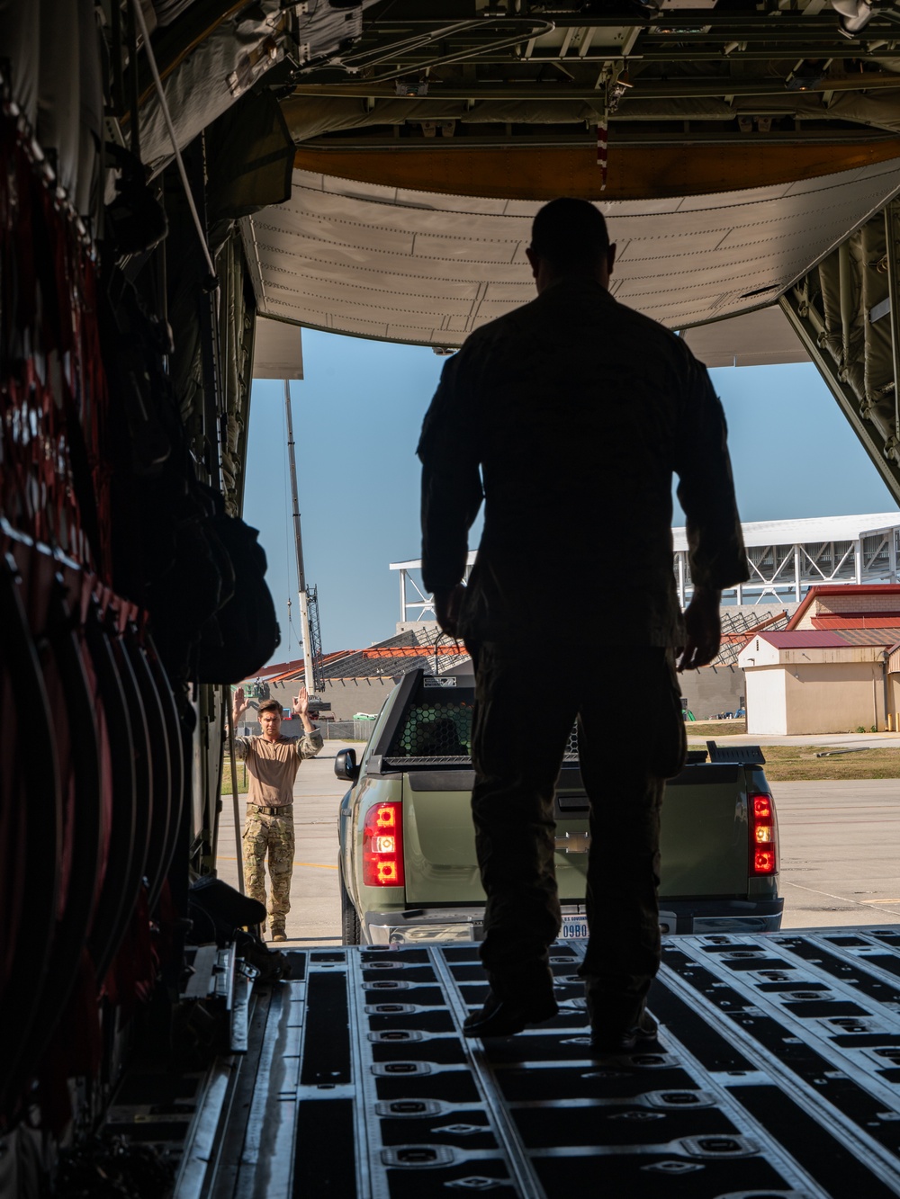 39th Rescue Squadron facilitates static line jumps