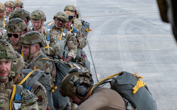 39th Rescue Squadron facilitates static line jumps