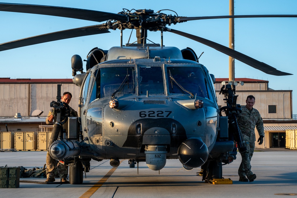 301st Rescue Squadron conducts nighttime combat search and rescue training