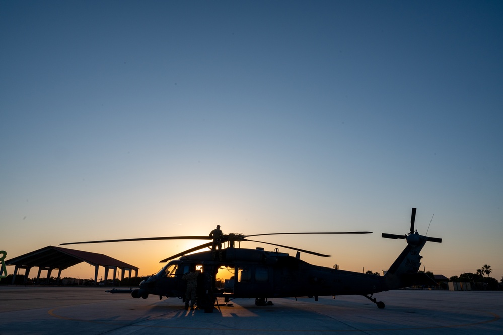 301st Rescue Squadron conducts nighttime combat search and rescue training