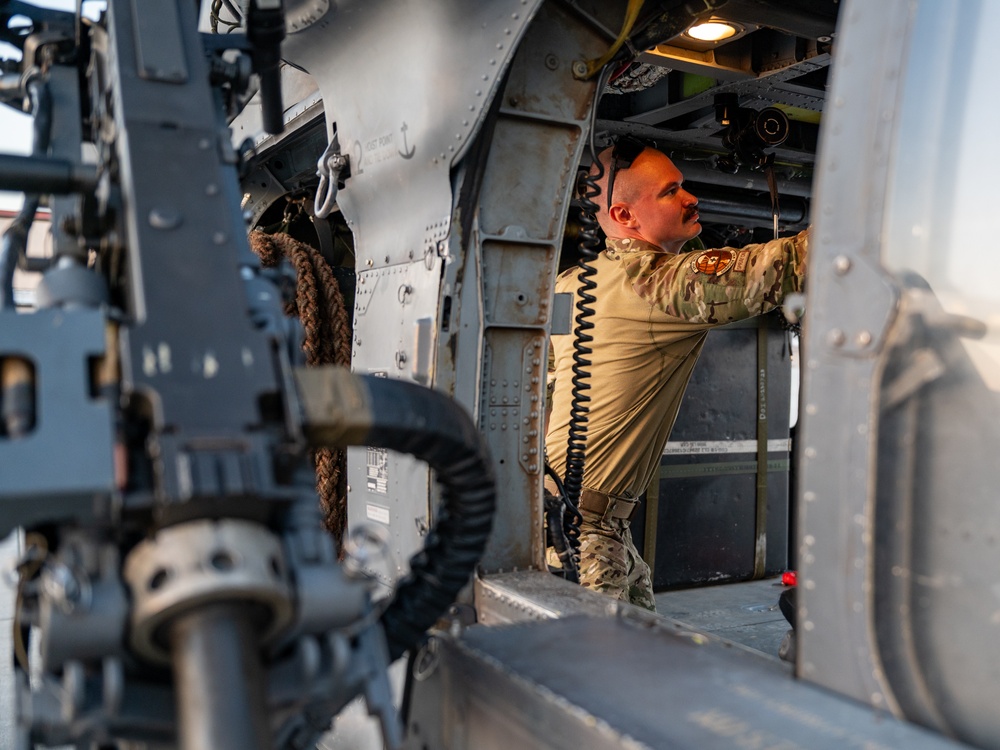 301st Rescue Squadron conducts nighttime combat search and rescue training