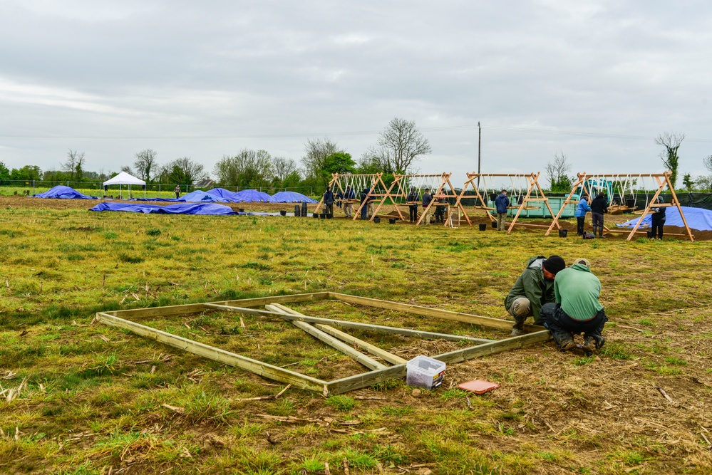 DPAA Personnel Build Wet Screening Station