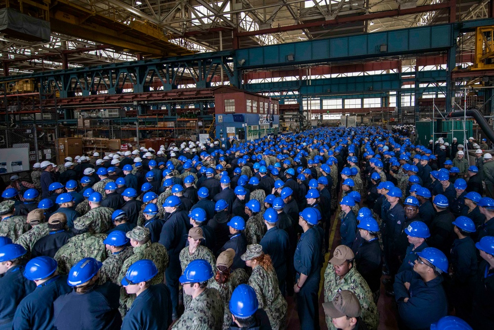 USS George H.W. Bush‘ Thousand Points of Light’ all-hands call.