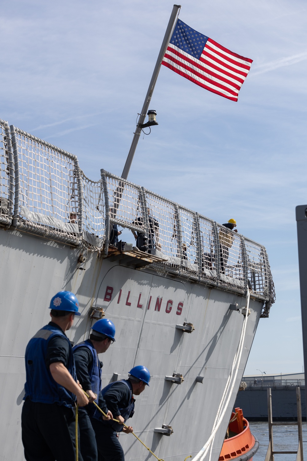 USS Billings (LCS 15) Practices Heavy Weather Mooring