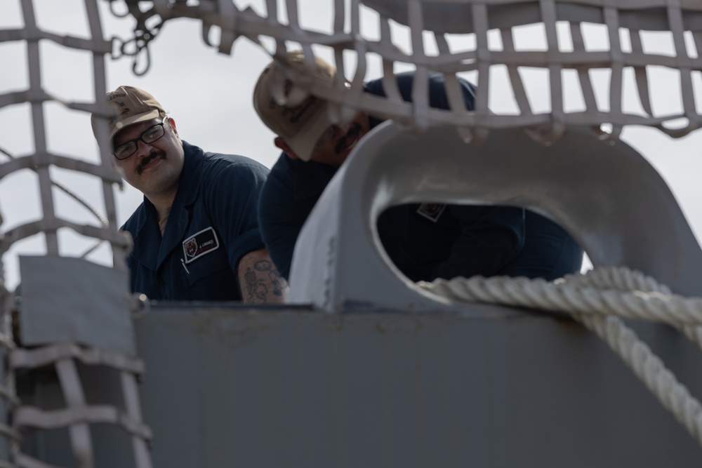 DVIDS - Images - USS Billings (LCS 15) Practices Heavy Weather Mooring ...