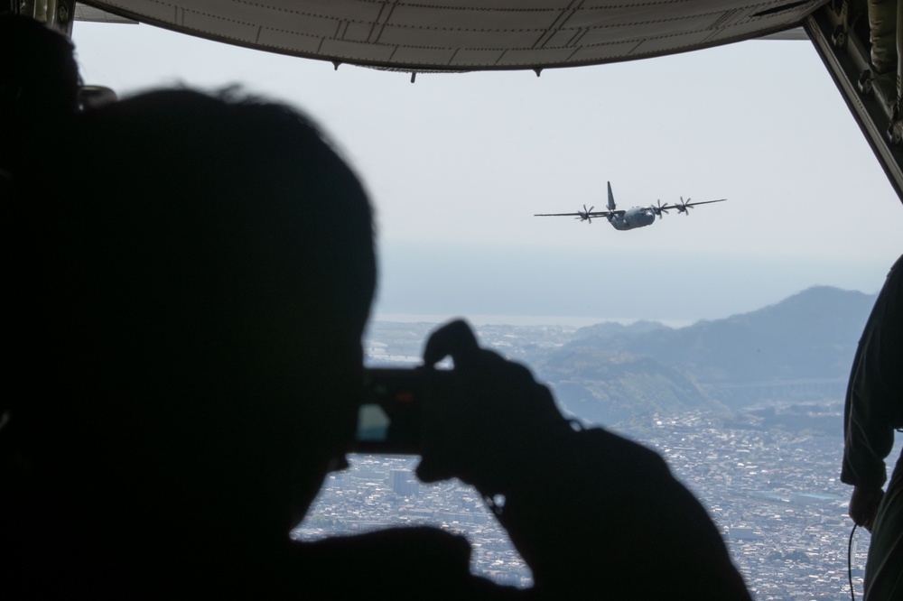 Japanese civic leaders fly with 374 AW