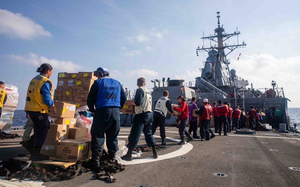 USS Russell (DDG 59) vertical replenishment with USNS Wally Schirra (T-AKE 8)