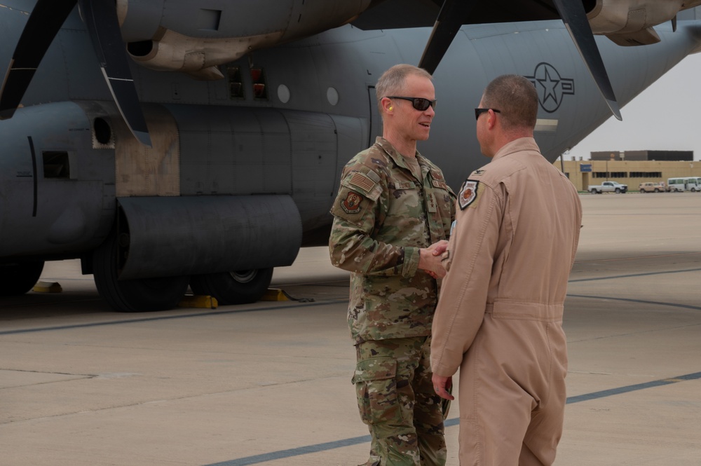 Lt. Gen. France tours to thank Airmen