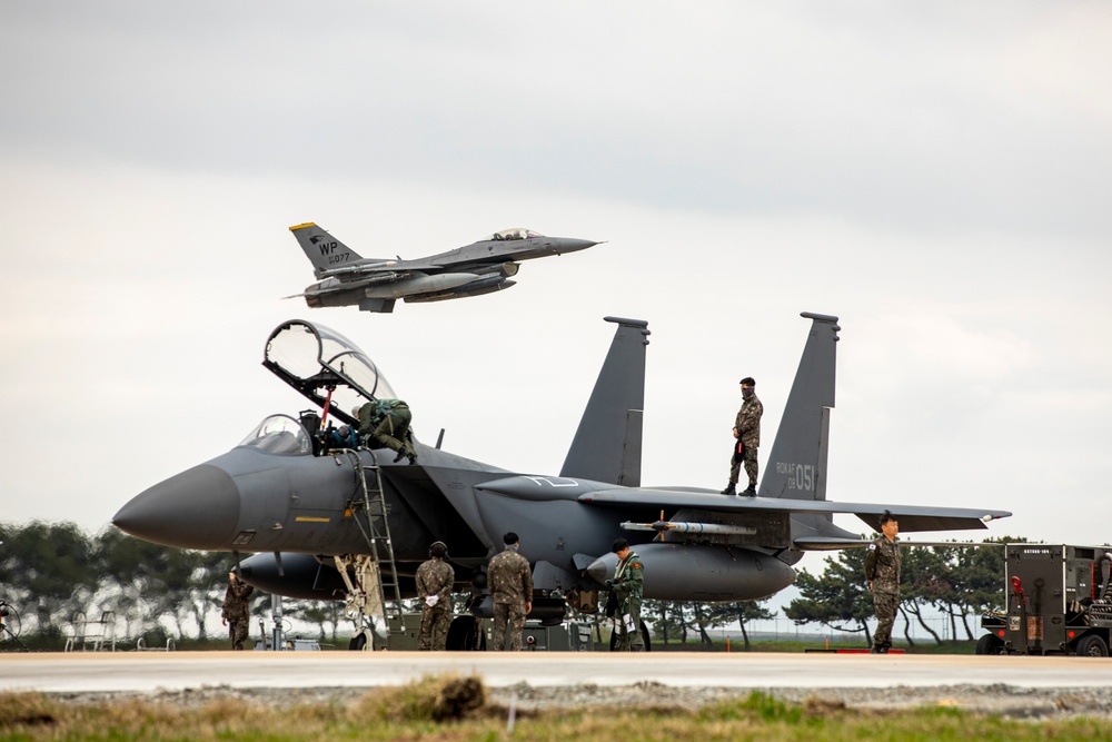 One team, one fight: The Green Knights fly with the Republic of Korea and U.S. Air Force