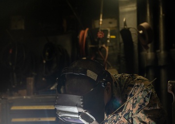 Welding Relationships: WSP ARG-24th MEU Naval Integration During COMPTUEX