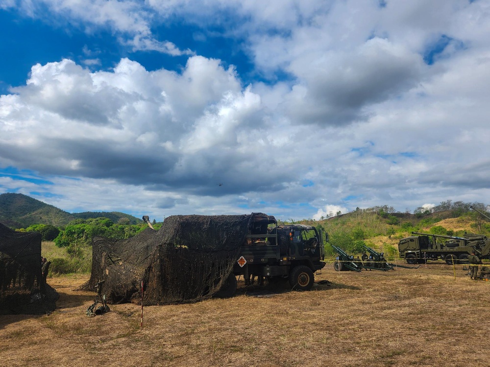 Balikatan 24: 3rd Battalion, 7th Field Artillery Regiment, 25th Infantry Division Artillery Brigade, 25th Infantry Division conducts live fire with the Philippine Army 7th Infantry Division