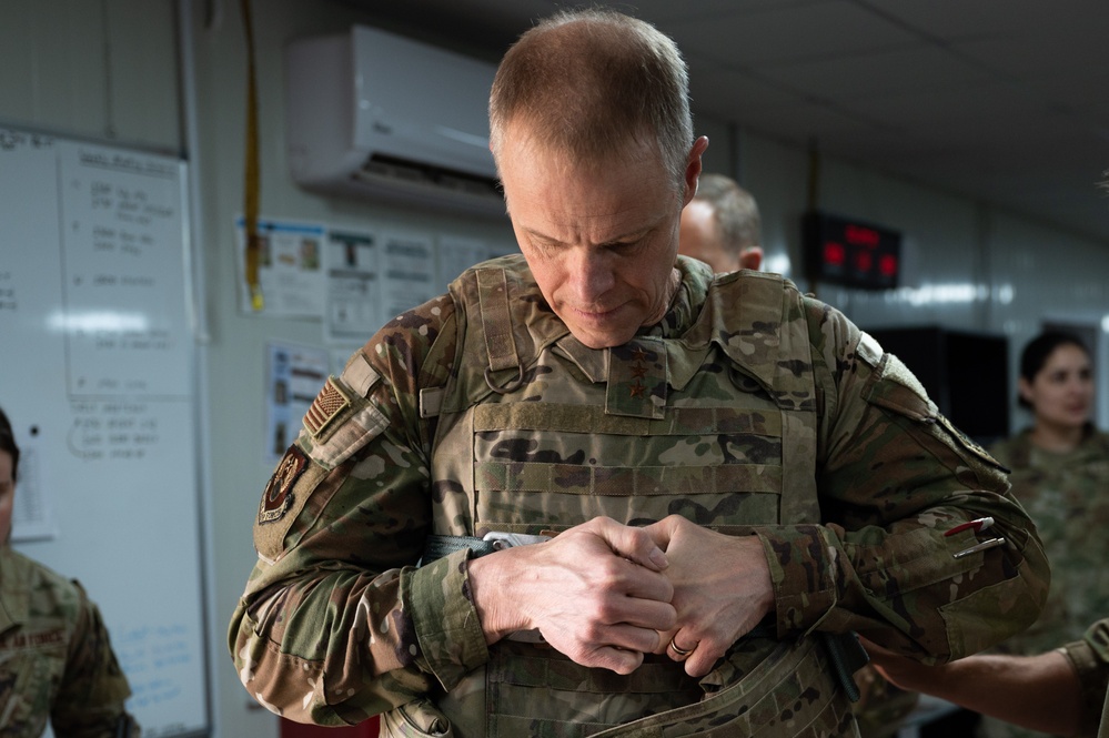 Lt. Gen. France tours to thank Airmen