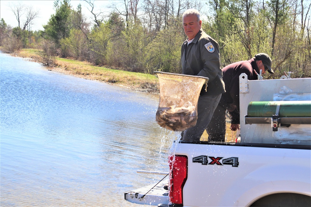 USFWS stocks more than 15,000 rainbow trout in Fort McCoy’s waterways for 2024 fishing season