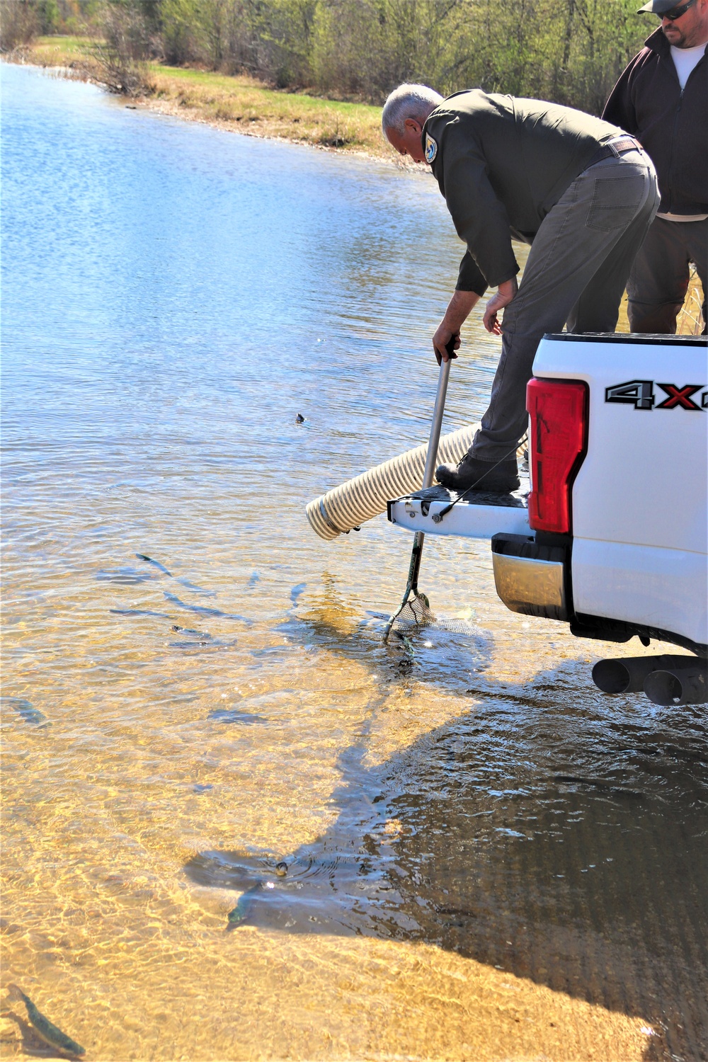 USFWS stocks more than 15,000 rainbow trout in Fort McCoy’s waterways for 2024 fishing season