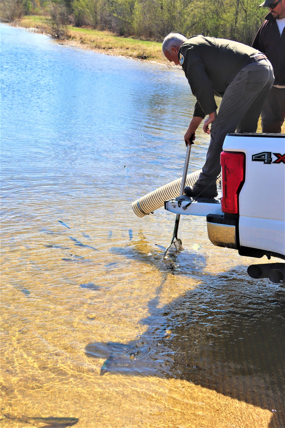 USFWS stocks more than 15,000 rainbow trout in Fort McCoy’s waterways for 2024 fishing season