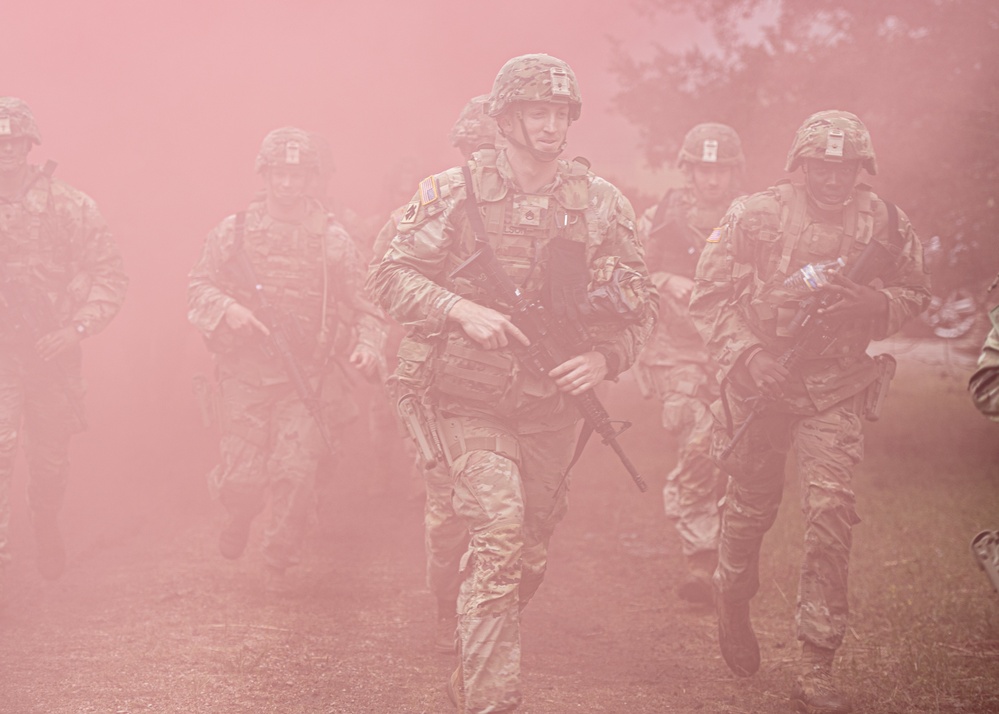 DVIDS - Images - Oklahoma Army National Guardsmen compete for the state ...