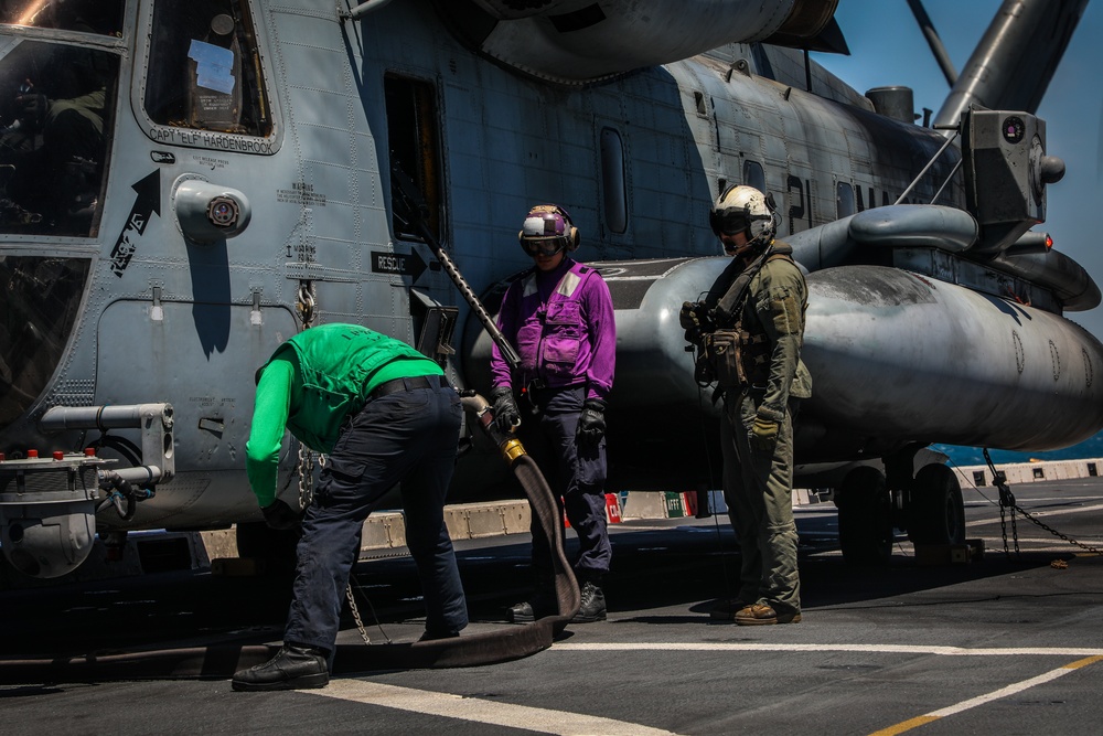 USS New York (LPD 21) Flight Operations