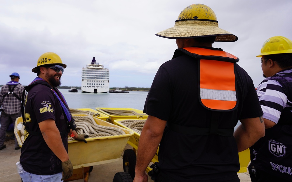 Pride of America cruise ship arrives at Pearl Harbor Shipyard