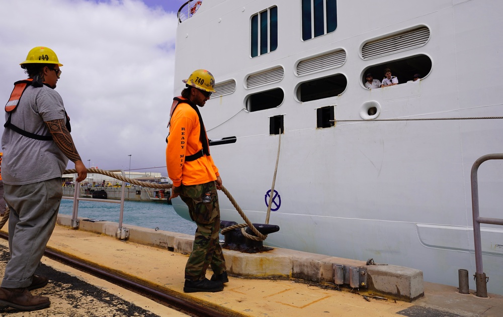 Pride of America cruise ship arrives at Pearl Harbor Shipyard