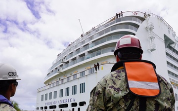 Pride of America cruise ship arrives at Pearl Harbor Shipyard