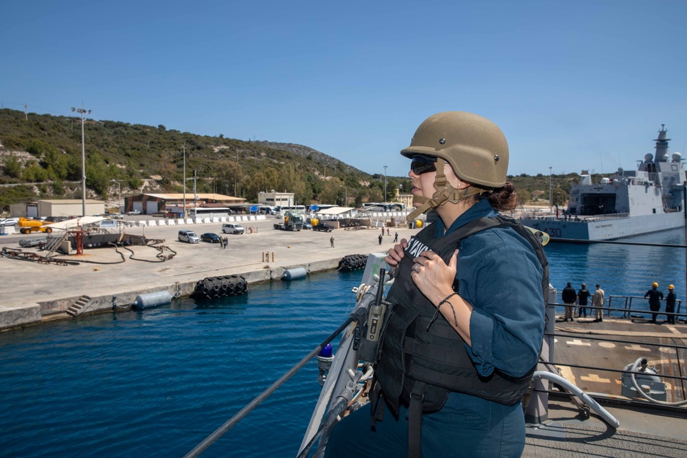 USS Gravely Arrives in Souda Bay, Crete