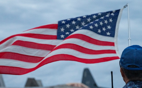 Two U.S. Air Force F-22 Raptors land on Iwo To for the first time