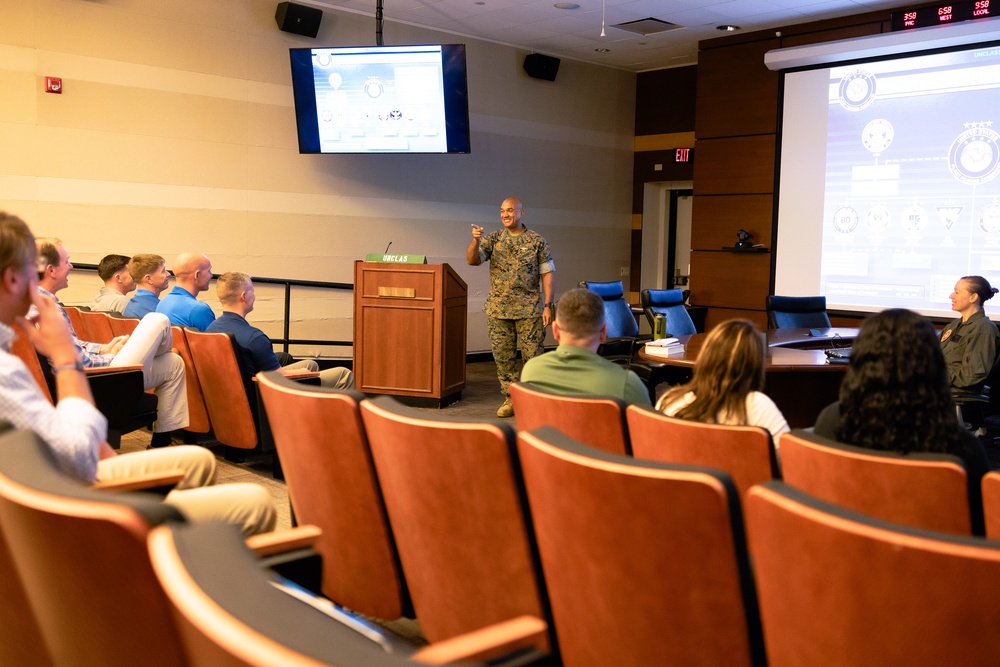 DVIDS - Images - MARFORCOM Commander Briefs Students from the Marine ...