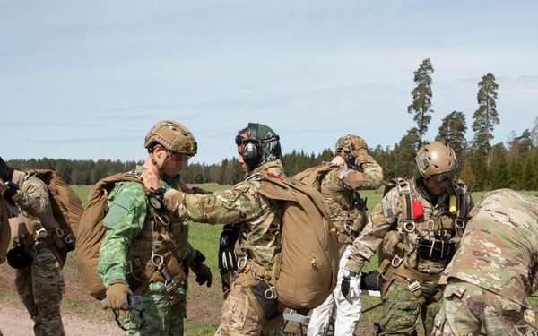 10th SFG (A) Green Berets execute MFF jump during Swift Response 24