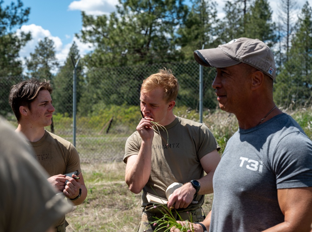 SERE Pre-Team Shelter Exercise