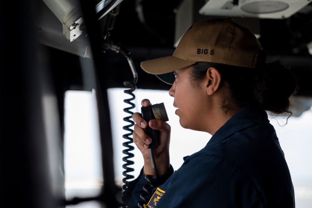 USS Bataan Pulls Into Mayport