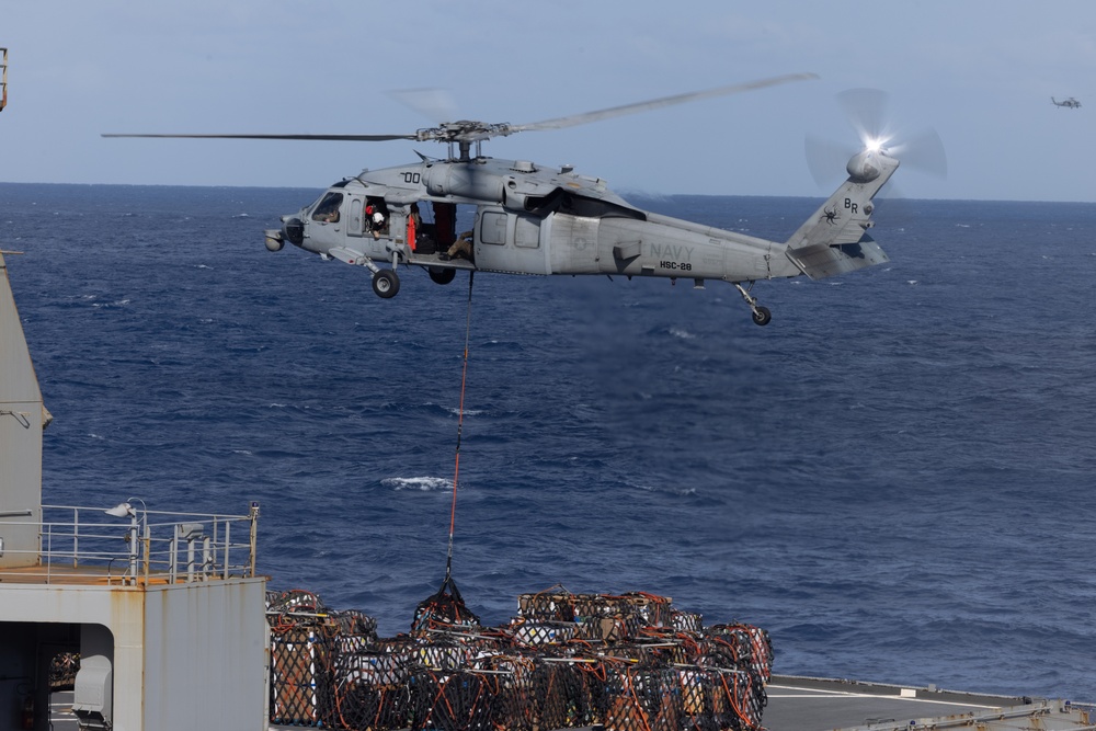 USS New York (LPD 21) Replenishment-at-Sea